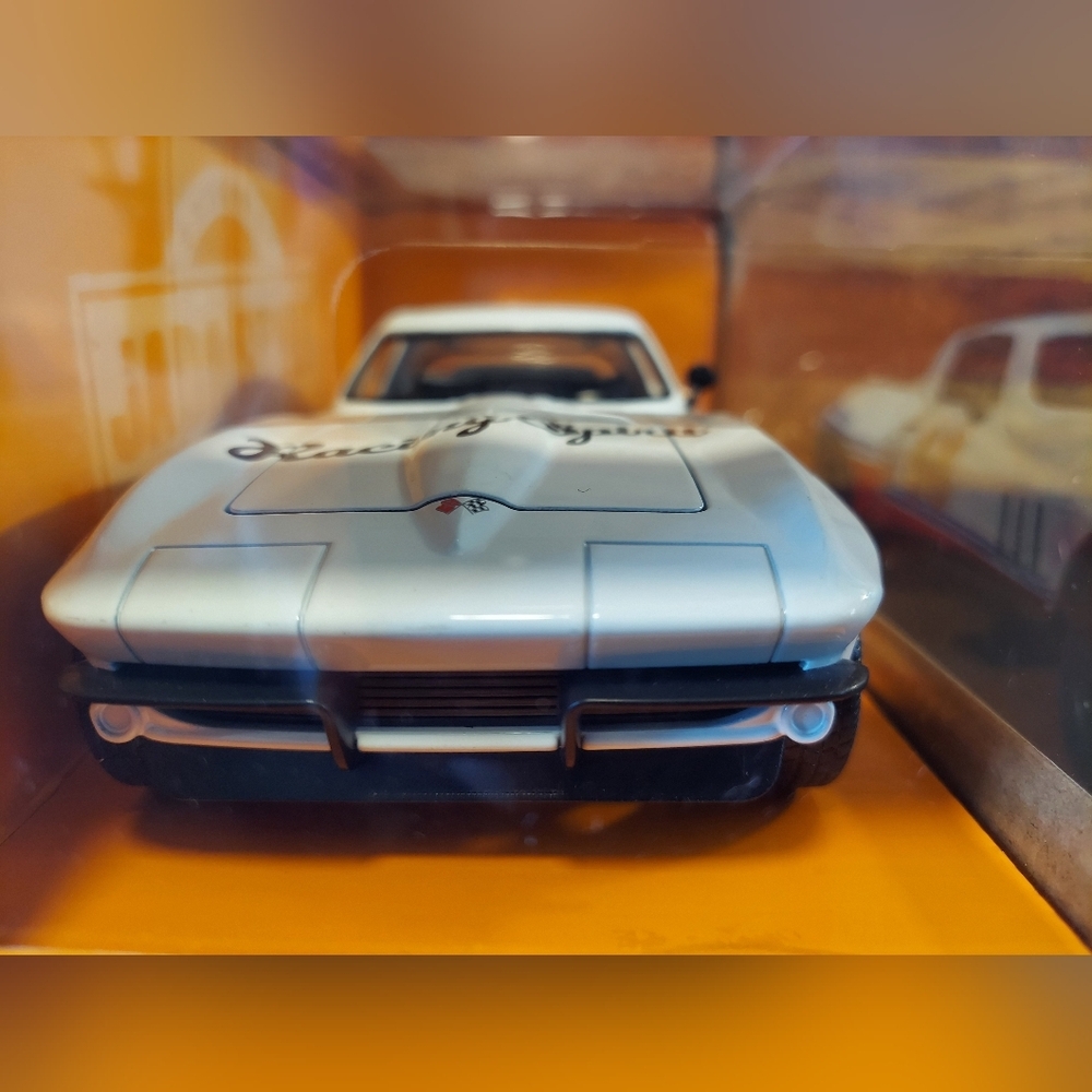 1966 Chevrolet Corvette - Picture 3 of 6